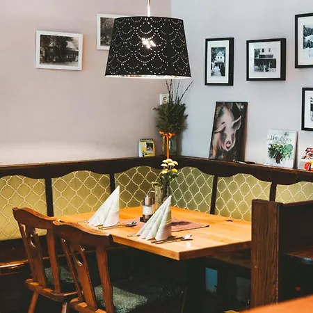Landgasthof Schmid - Unterkunft & Restaurant Sitzenberg