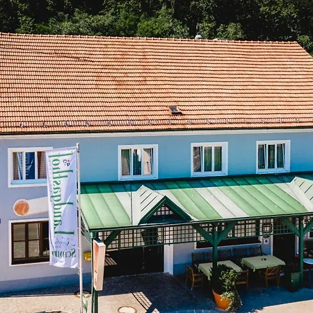 Landgasthof Schmid - Unterkunft & Restaurant Guest house