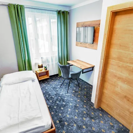 Guest house Landgasthof Schmid - Unterkunft & Restaurant